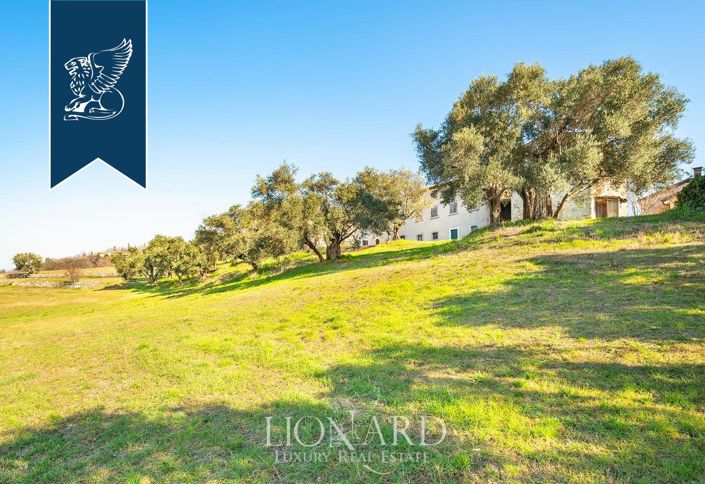 Image No.19-5 Bed Villa for sale