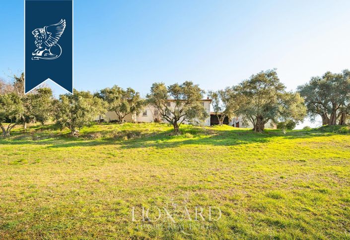 Image No.20-5 Bed Villa for sale