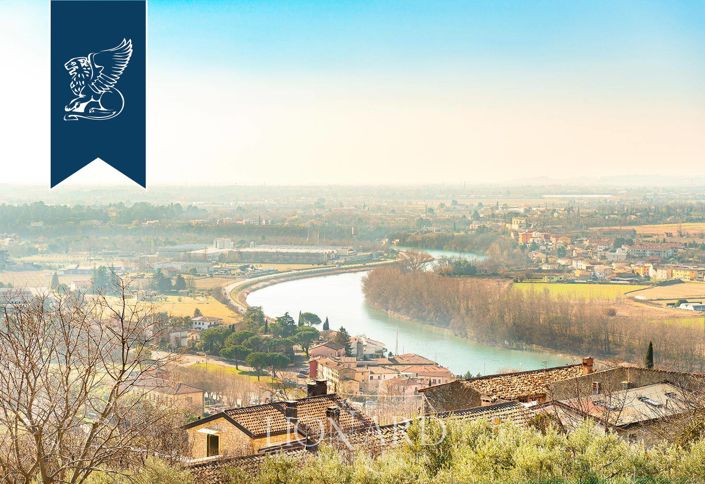 Image No.29-5 Bed Villa for sale