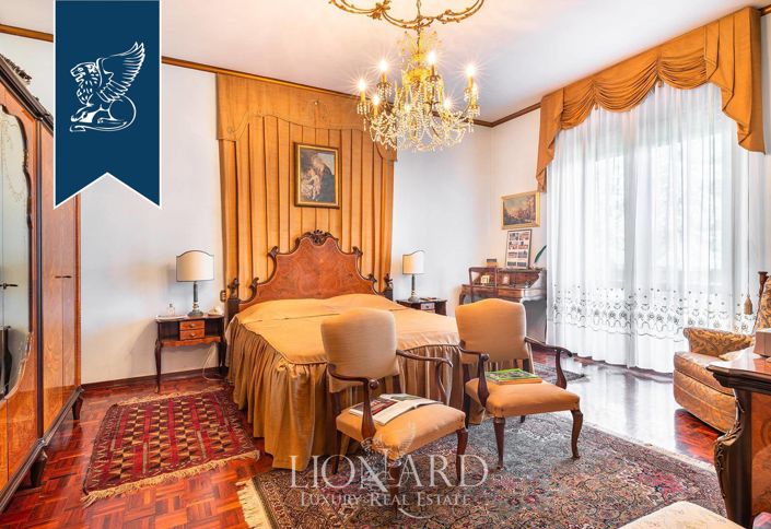 Image No.46-5 Bed Villa for sale