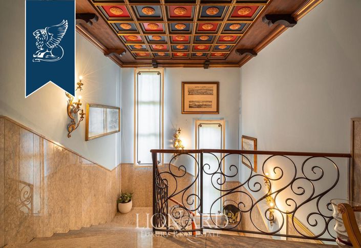 Image No.52-5 Bed Villa for sale