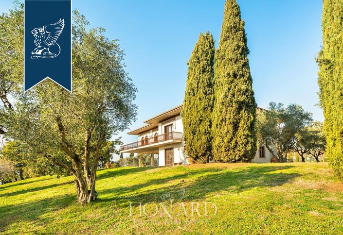 Image No.6-5 Bed Villa for sale