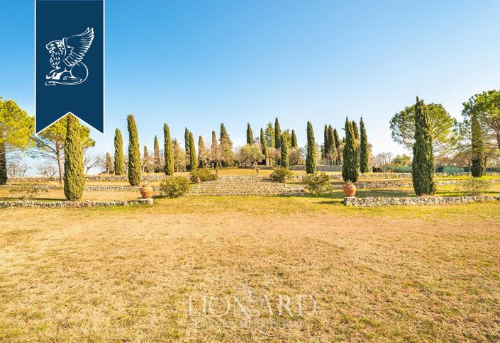 Image No.61-5 Bed Villa for sale