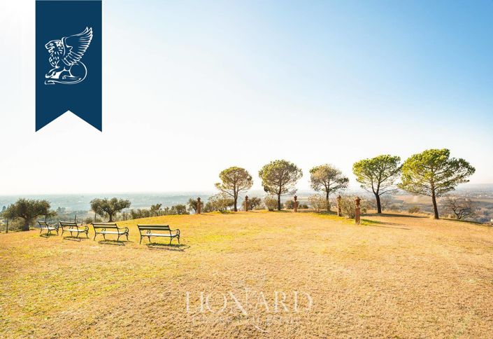 Image No.64-5 Bed Villa for sale