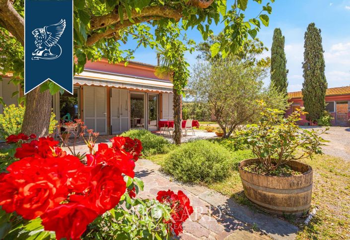 Image No.12-9 Bed Farmhouse for sale