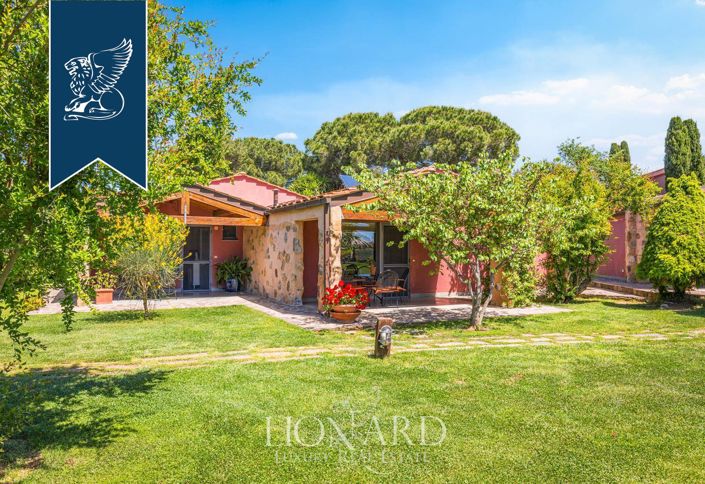 Image No.15-9 Bed Farmhouse for sale