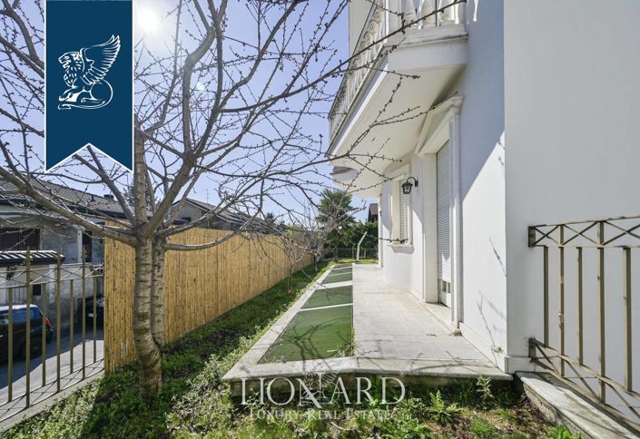 Image No.10-Villa de 20 chambres à vendre à Lainate