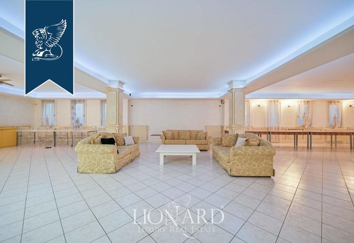 Image No.13-Villa de 20 chambres à vendre à Lainate