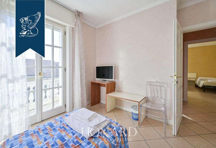 Image No.30-Villa de 20 chambres à vendre à Lainate