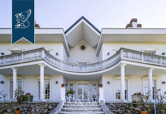 Image No.4-Villa de 20 chambres à vendre à Lainate