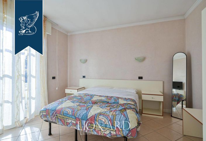 Image No.45-Villa de 20 chambres à vendre à Lainate