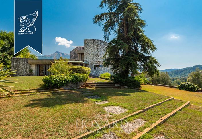 Image No.10-7 Bed Villa for sale