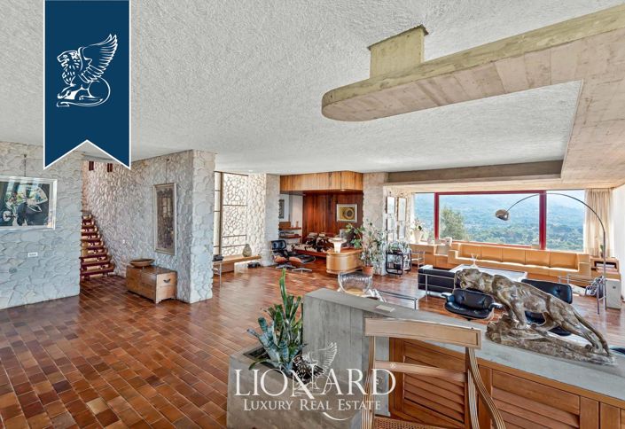 Image No.16-7 Bed Villa for sale