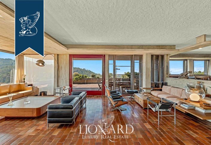 Image No.17-7 Bed Villa for sale