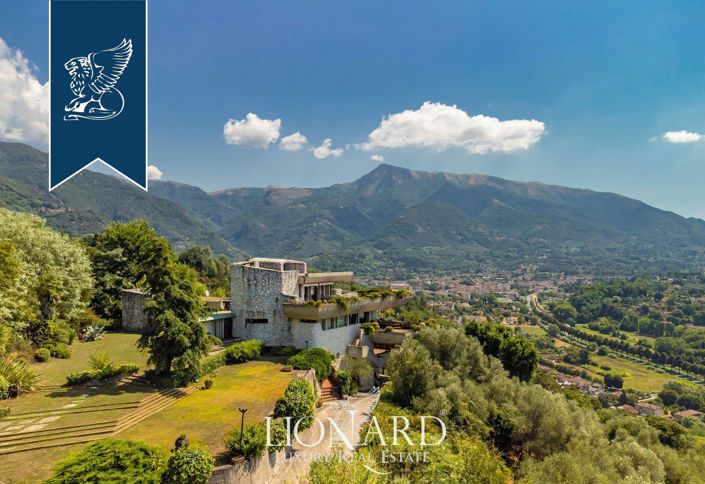 Image No.2-7 Bed Villa for sale