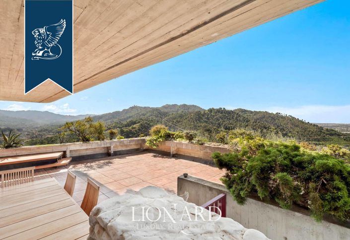 Image No.26-7 Bed Villa for sale