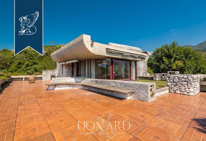 Image No.32-7 Bed Villa for sale