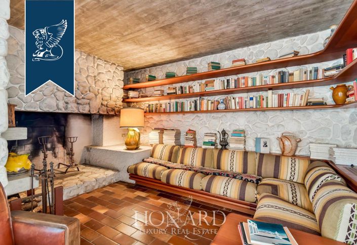 Image No.40-7 Bed Villa for sale