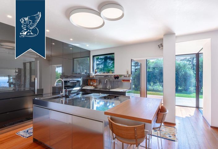 Image No.27-5 Bed Villa for sale