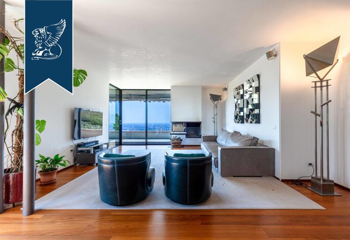 Image No.29-5 Bed Villa for sale