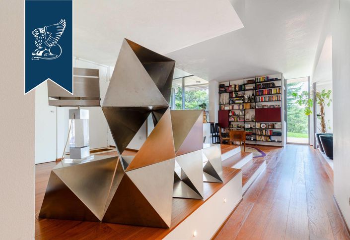 Image No.36-5 Bed Villa for sale