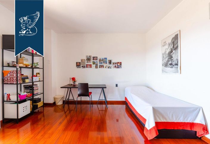 Image No.38-5 Bed Villa for sale