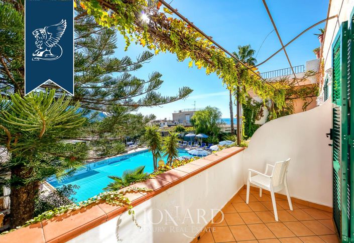 Image No.28-33 Bed Hotel for sale