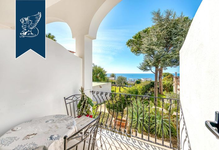 Image No.32-33 Bed Hotel for sale