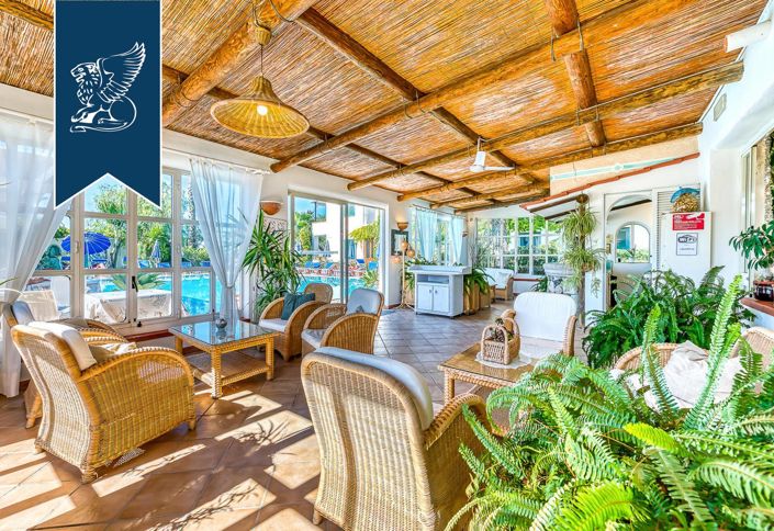 Image No.46-33 Bed Hotel for sale