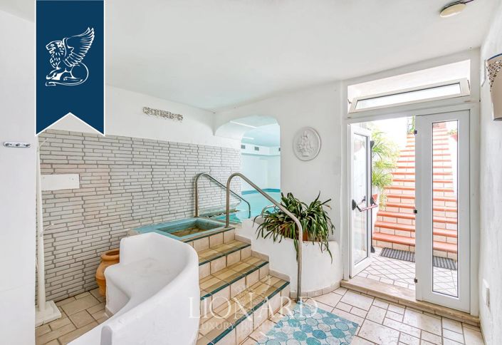 Image No.65-33 Bed Hotel for sale