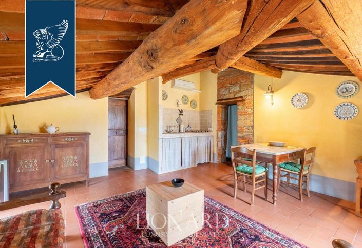 Image No.12-13 Bed Villa for sale