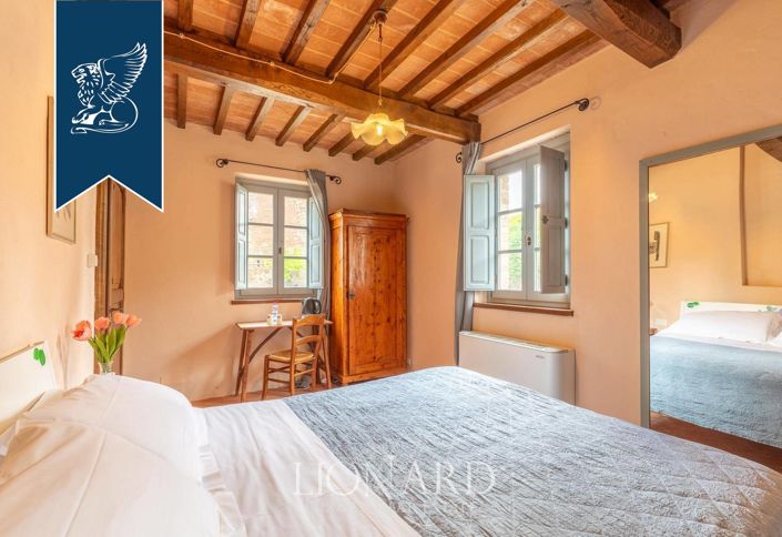 Image No.16-13 Bed Villa for sale