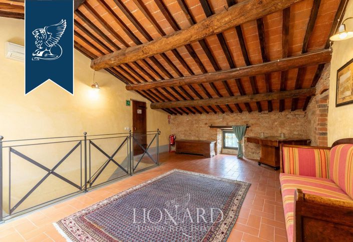 Image No.18-13 Bed Villa for sale