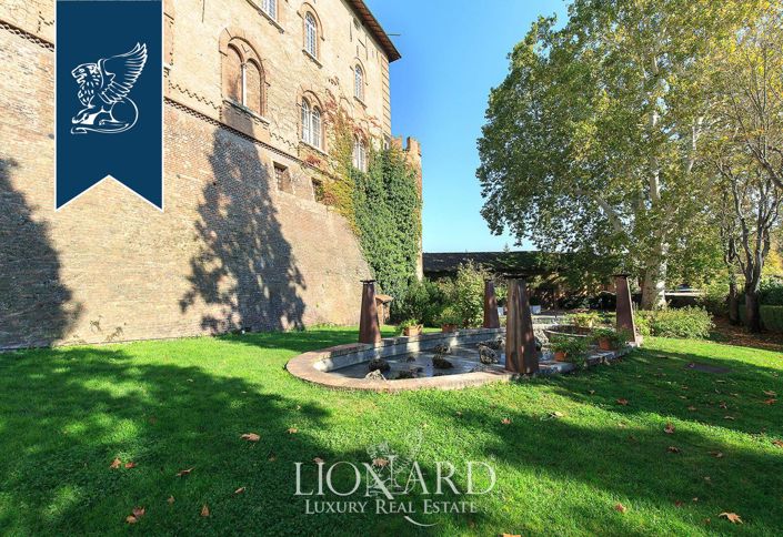 Image No.15-9 Bed Hotel for sale