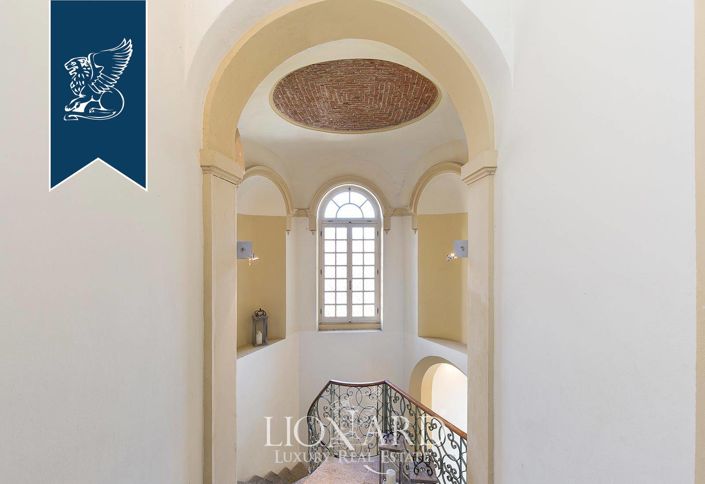 Image No.24-9 Bed Hotel for sale