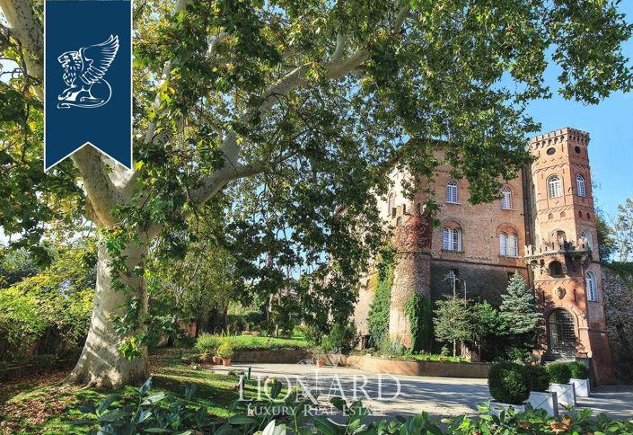 Image No.3-9 Bed Hotel for sale