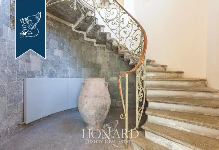 Image No.61-9 Bed Hotel for sale