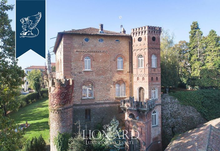 Image No.67-9 Bed Hotel for sale