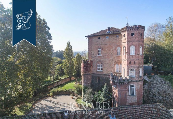 Image No.69-9 Bed Hotel for sale