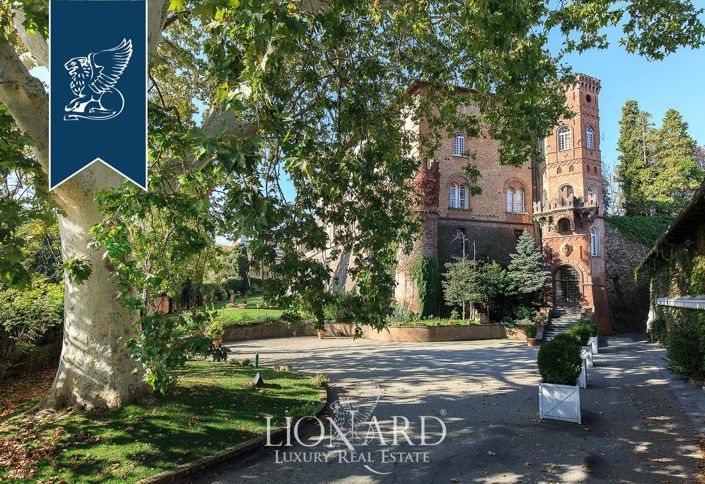 Image No.8-9 Bed Hotel for sale