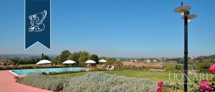 Image No.20-9 Bed Villa for sale