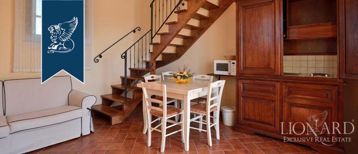 Image No.37-9 Bed Villa for sale