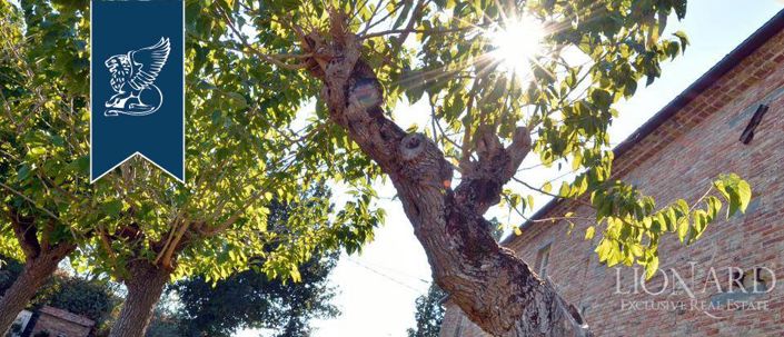 Image No.9-9 Bed Villa for sale