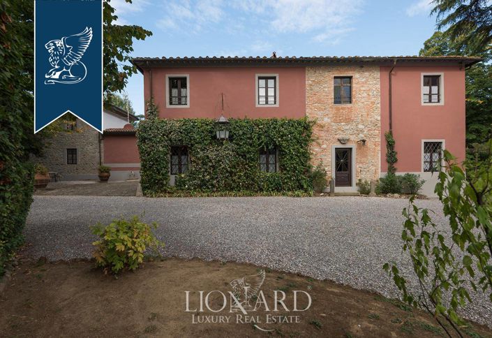 Image No.19-12 Bed Villa for sale