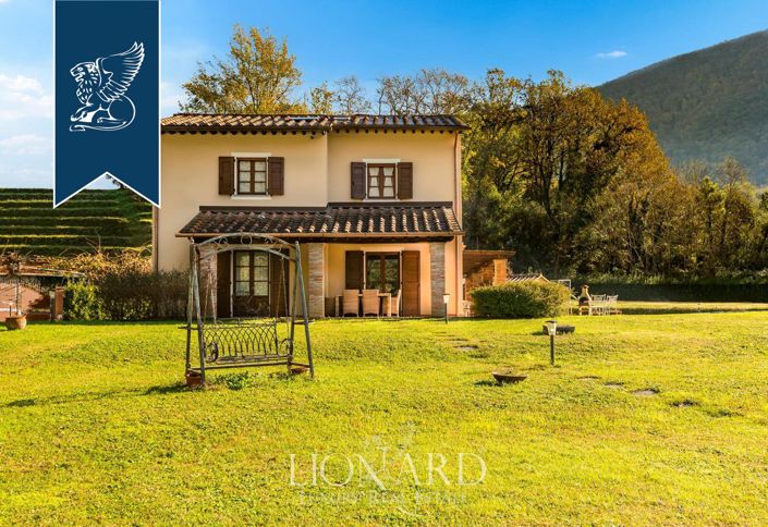 Image No.17-7 Bed Villa for sale