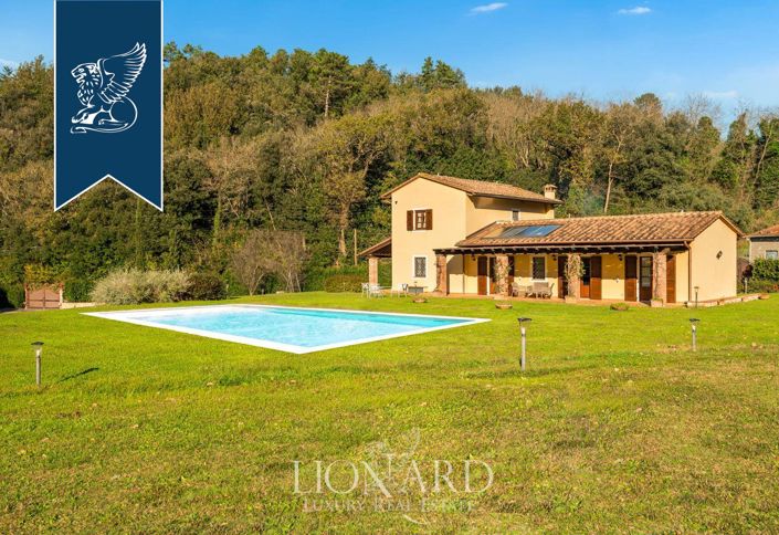 Image No.2-7 Bed Villa for sale