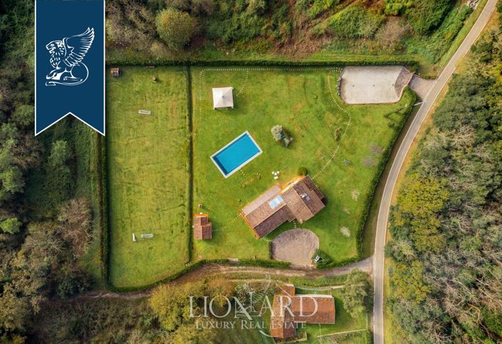 Image No.9-7 Bed Villa for sale