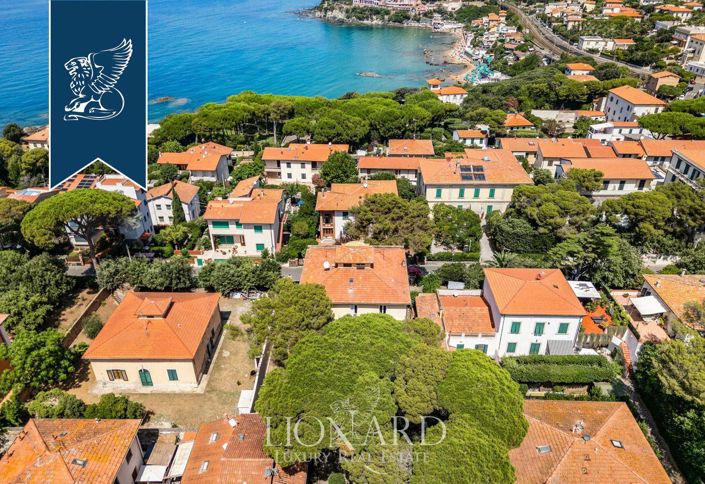 Image No.4-Propriété de 12 chambres à vendre à Rosignano Marittimo