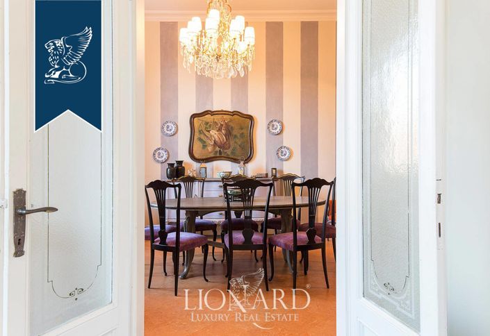 Image No.14-10 Bed Villa for sale