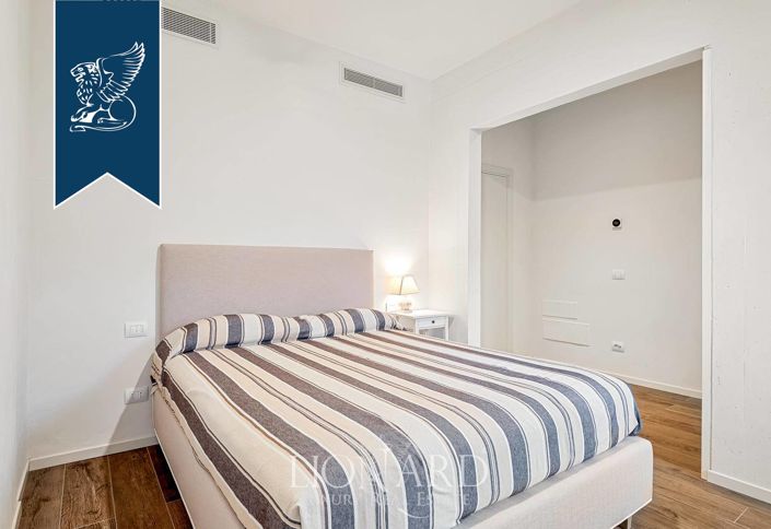 Image No.16-8 Bed Villa for sale